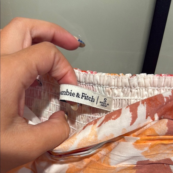 Abercrombie & Fitch Floral Puff Sleeve Dress - Picture 5 of 6